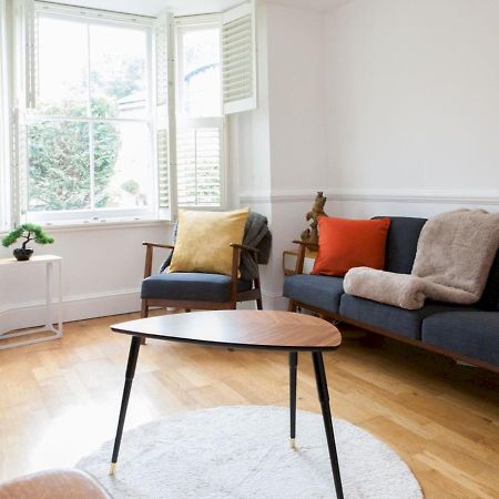 Pass The Keys Garden Apartment In Stockwell Londres Exterior foto