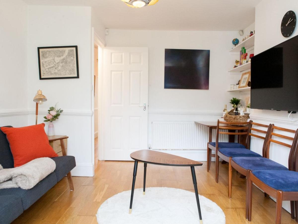 Pass The Keys Garden Apartment In Stockwell Londres Exterior foto