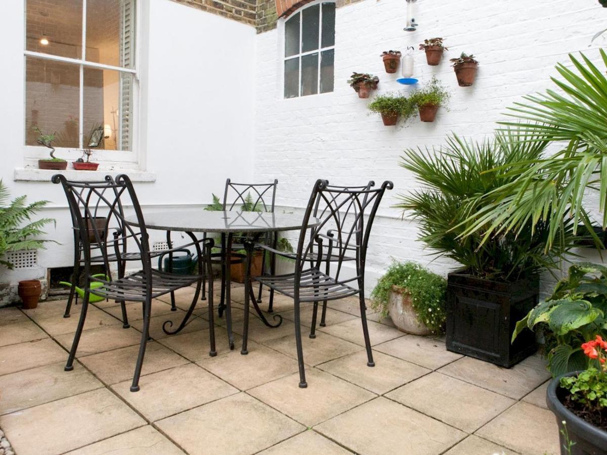Pass The Keys Garden Apartment In Stockwell Londres Exterior foto